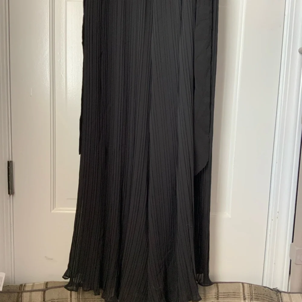 Beyond Words Flowy Black Wide Leg Jumpsuit - Picture 4 of 5